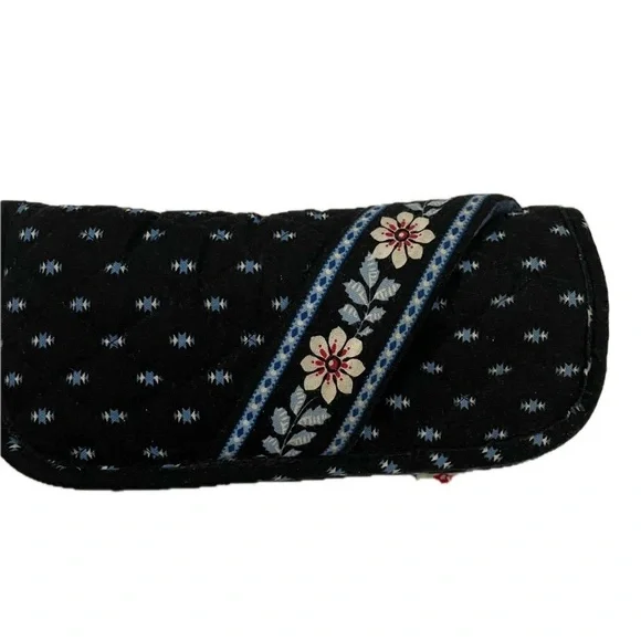 Vera Bradley Black and White Tote with Eyeglass Case - Picture 4 of 7